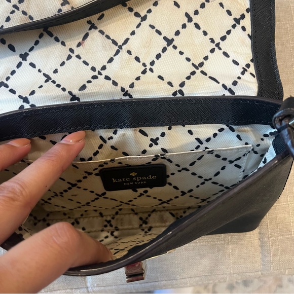 Kate Spade purse ♠️ - Picture 3 of 10